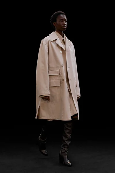 Look 26